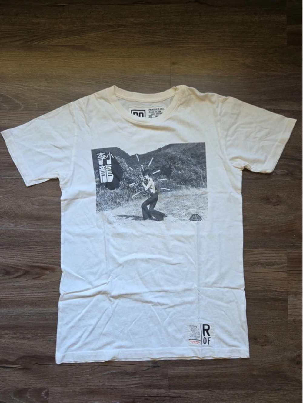 Roots of fight off white Bruce Lee shirt small